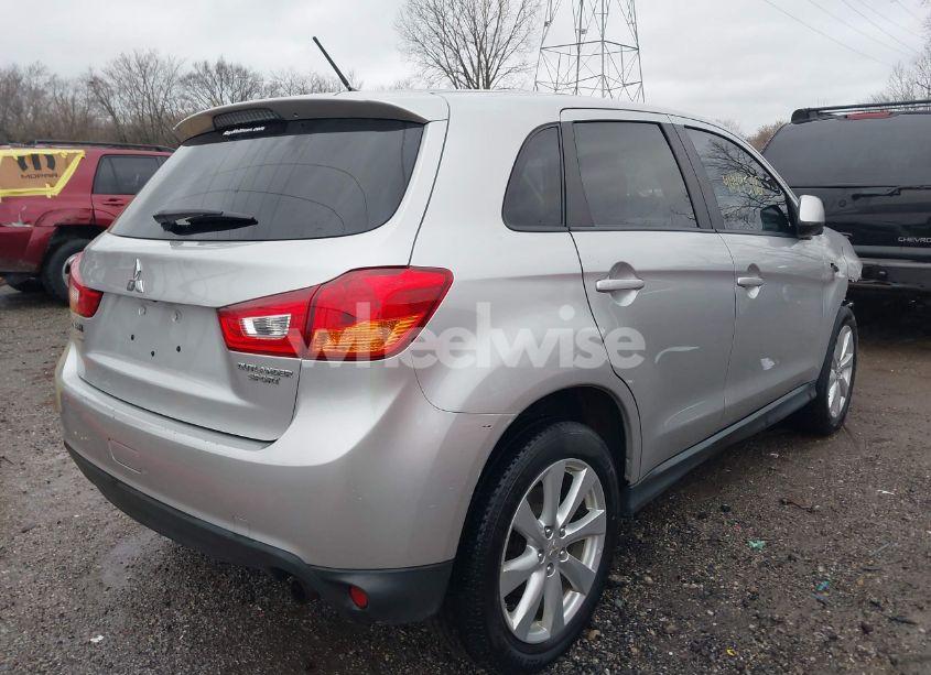 Photo 4 of 2014 Mitsubishi Outlander SPORT ES (VIN 4A4AP3AU2EE025679)