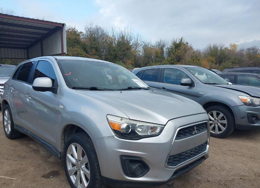 2015 Mitsubishi Outlander SPORT ES (VIN 4A4AP3AU2FE019723) main photo