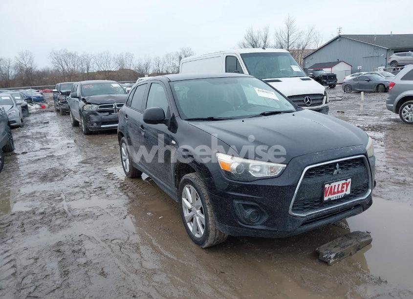 2014 Mitsubishi Outlander SPORT ES (VIN 4A4AP3AU3EE022855) main photo
