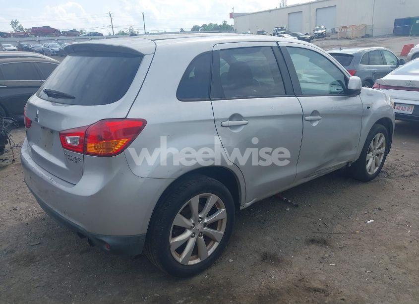 Photo 4 of 2013 Mitsubishi Outlander SPORT ES (VIN 4A4AP3AU4DE002824)