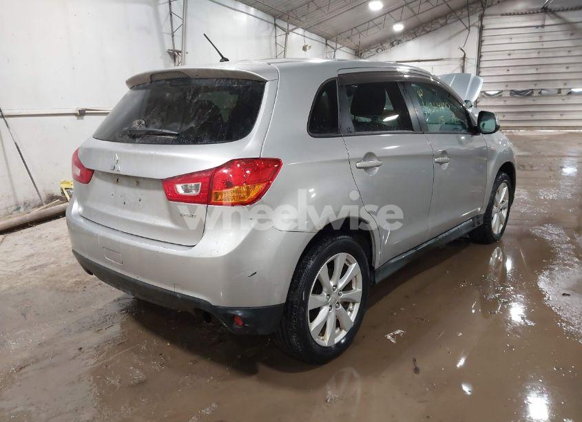Photo 4 of 2015 Mitsubishi Outlander SPORT ES (VIN 4A4AP3AU4FE008125)