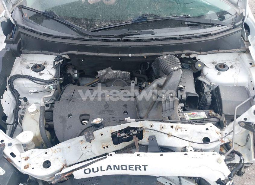 Photo 10 of 2015 Mitsubishi Outlander SPORT ES (VIN 4A4AP3AU6FE045273)