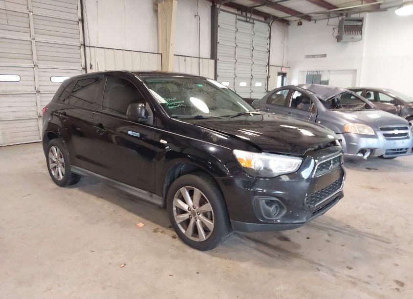 2014 Mitsubishi Outlander SPORT ES (VIN 4A4AP3AU7EE012300) main photo