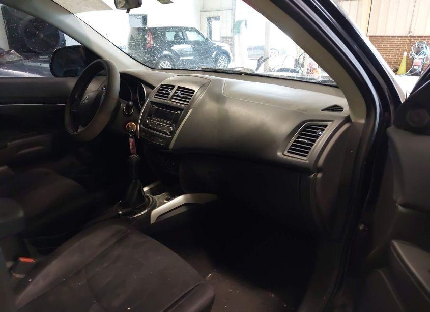 Photo 5 of 2014 Mitsubishi Outlander SPORT ES (VIN 4A4AP3AU7EE012300)