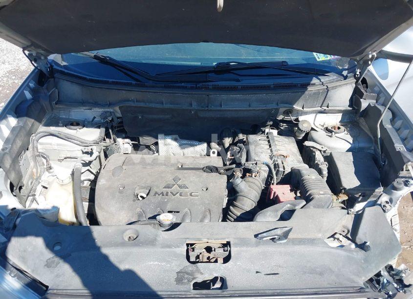 Photo 10 of 2015 Mitsubishi Outlander SPORT ES (VIN 4A4AP3AU7FE021533)