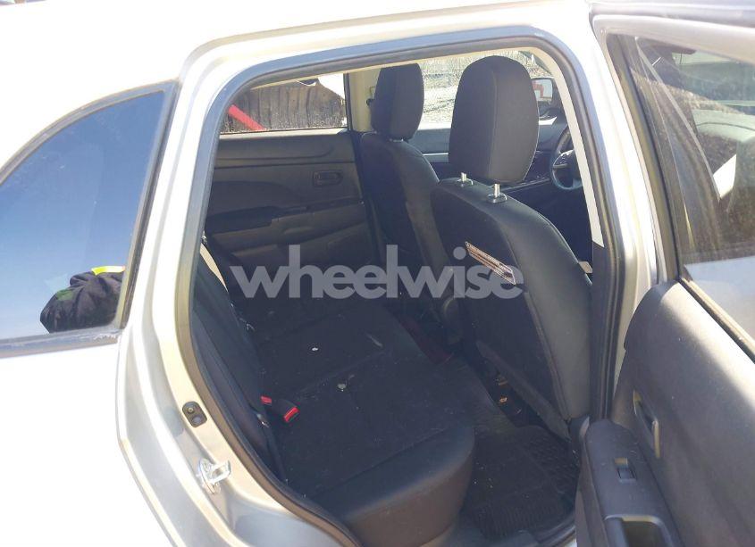 Photo 8 of 2015 Mitsubishi Outlander SPORT ES (VIN 4A4AP3AU7FE021533)