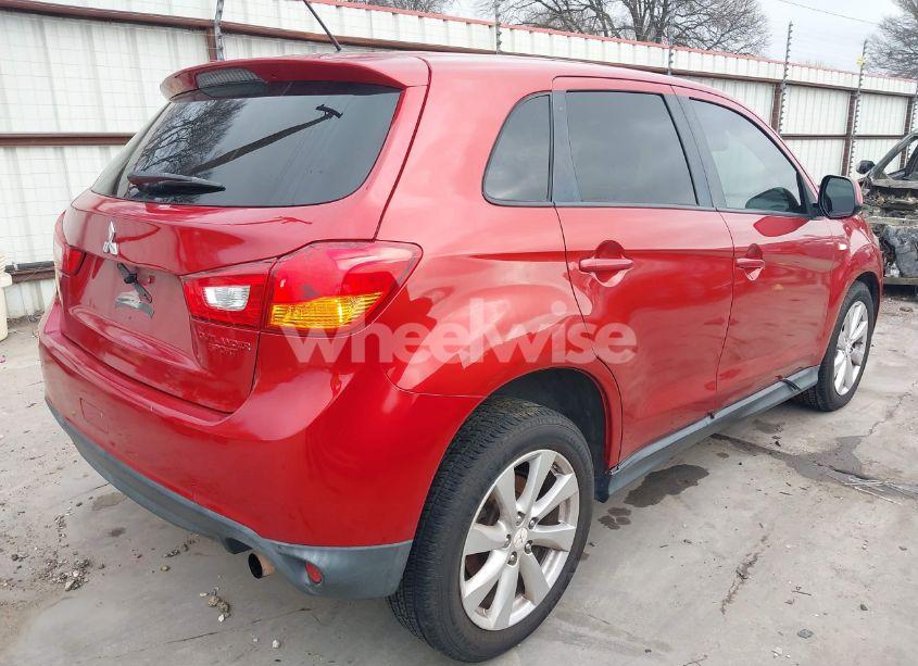 Photo 4 of 2013 Mitsubishi Outlander SPORT ES (VIN 4A4AP3AU8DE014183)