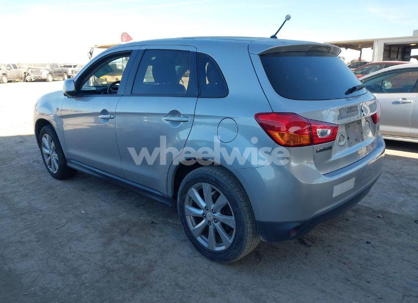 Photo 3 of 2013 Mitsubishi Outlander SPORT ES (VIN 4A4AP3AU8DE024325)