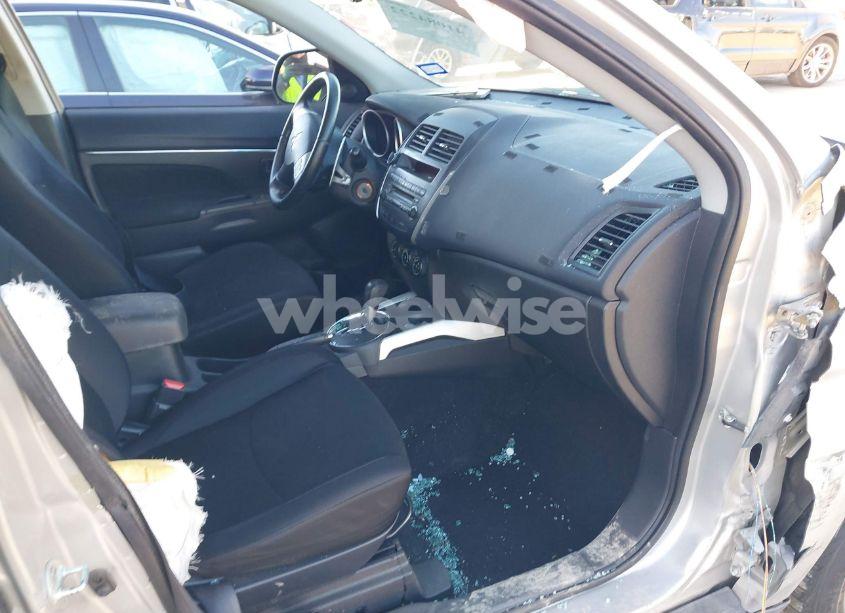 Photo 5 of 2013 Mitsubishi Outlander SPORT ES (VIN 4A4AP3AU8DE024325)