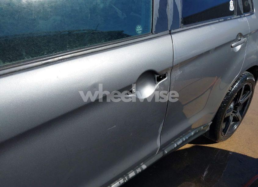 Photo 6 of 2013 Mitsubishi Outlander SPORT ES (VIN 4A4AP3AU8DE024759)