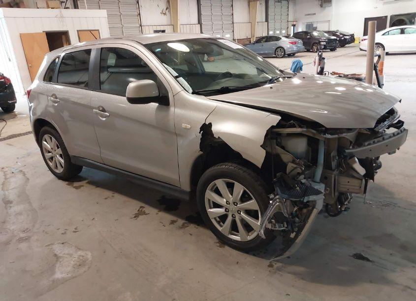 2015 Mitsubishi Outlander SPORT ES (VIN 4A4AP3AU8FE004322) main photo