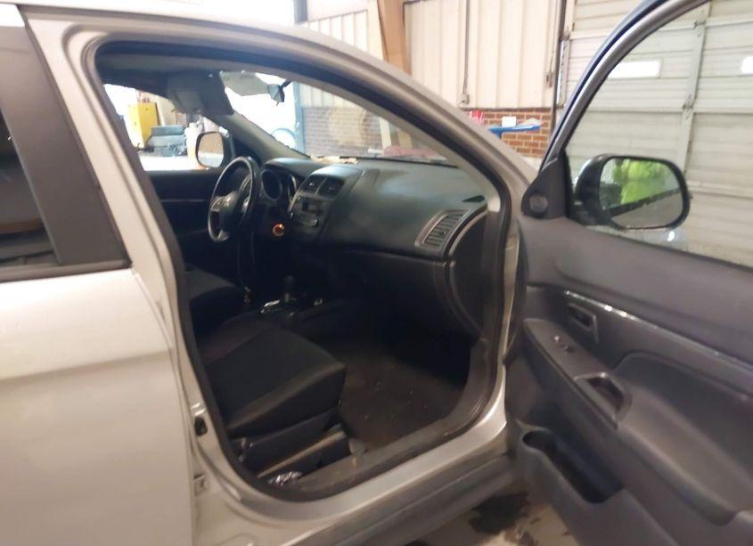 Photo 5 of 2015 Mitsubishi Outlander SPORT ES (VIN 4A4AP3AU8FE004322)