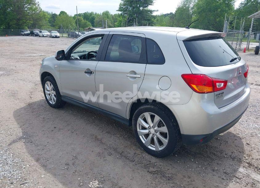 Photo 3 of 2015 Mitsubishi Outlander SPORT ES (VIN 4A4AP3AU8FE057666)