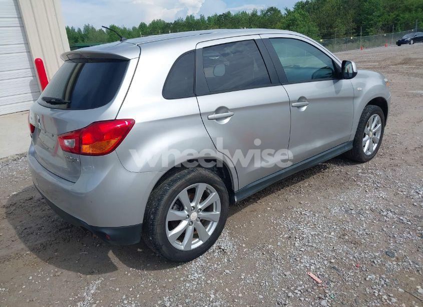 Photo 4 of 2015 Mitsubishi Outlander SPORT ES (VIN 4A4AP3AU8FE057666)