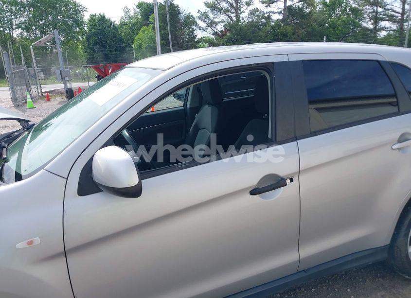 Photo 6 of 2015 Mitsubishi Outlander SPORT ES (VIN 4A4AP3AU8FE057666)