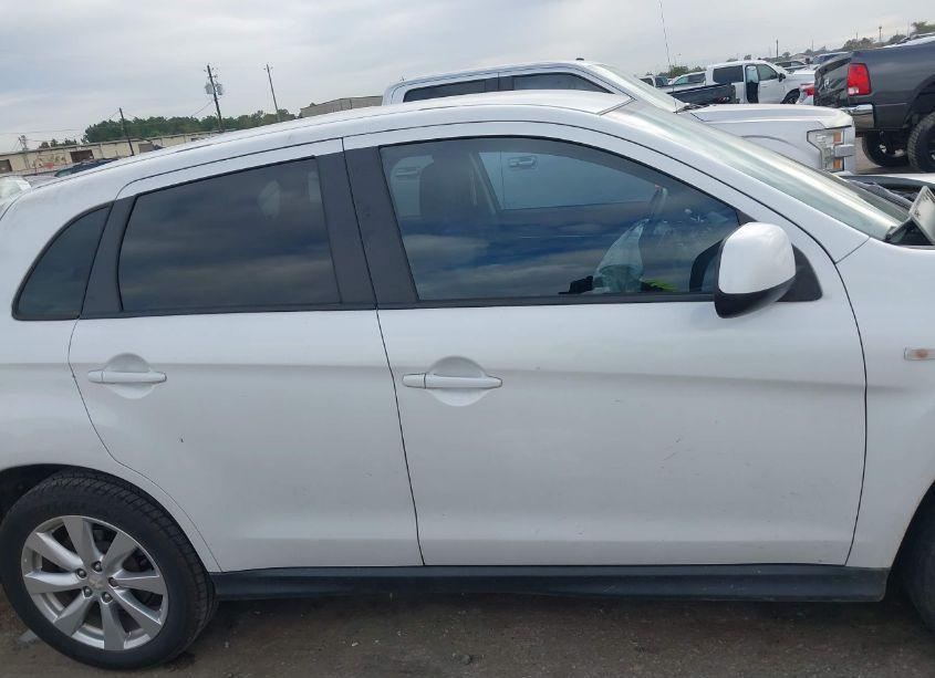 Photo 13 of 2013 Mitsubishi Outlander SPORT ES (VIN 4A4AP3AU9DE004276)