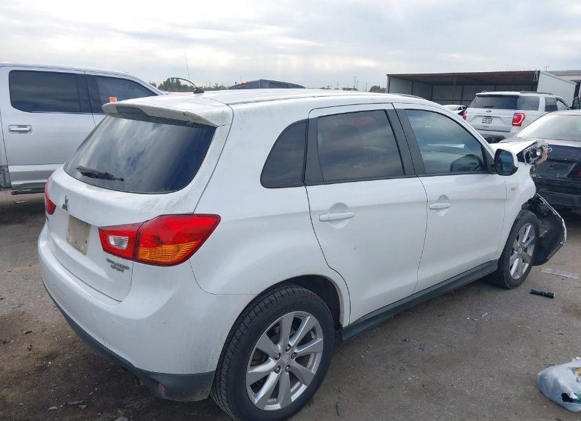 Photo 4 of 2013 Mitsubishi Outlander SPORT ES (VIN 4A4AP3AU9DE004276)