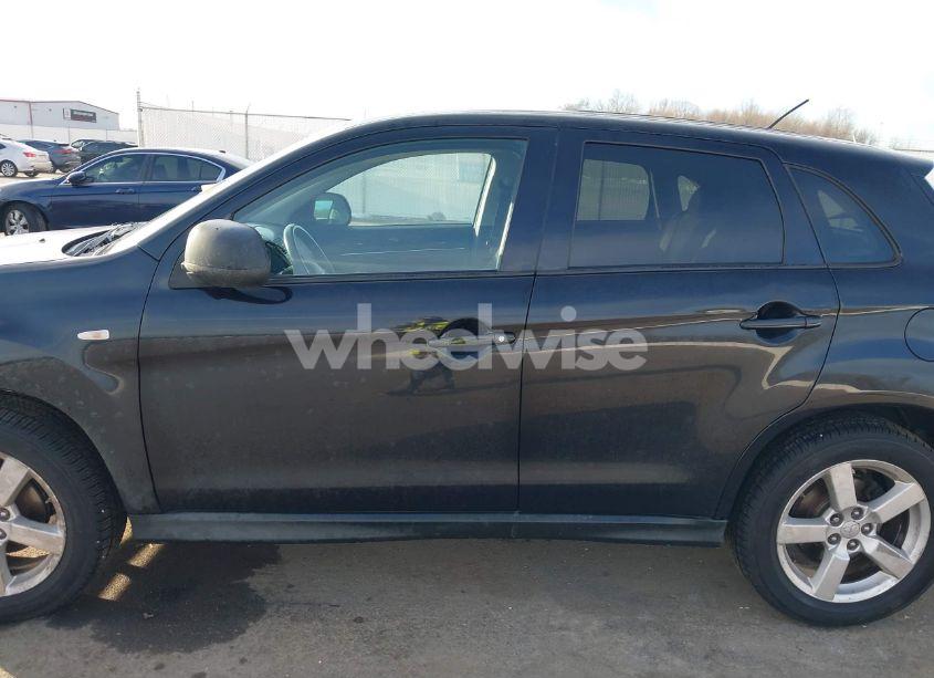 Photo 14 of 2014 Mitsubishi Outlander SPORT ES (VIN 4A4AP3AU9EE011181)