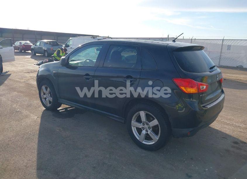 Photo 3 of 2014 Mitsubishi Outlander SPORT ES (VIN 4A4AP3AU9EE011181)