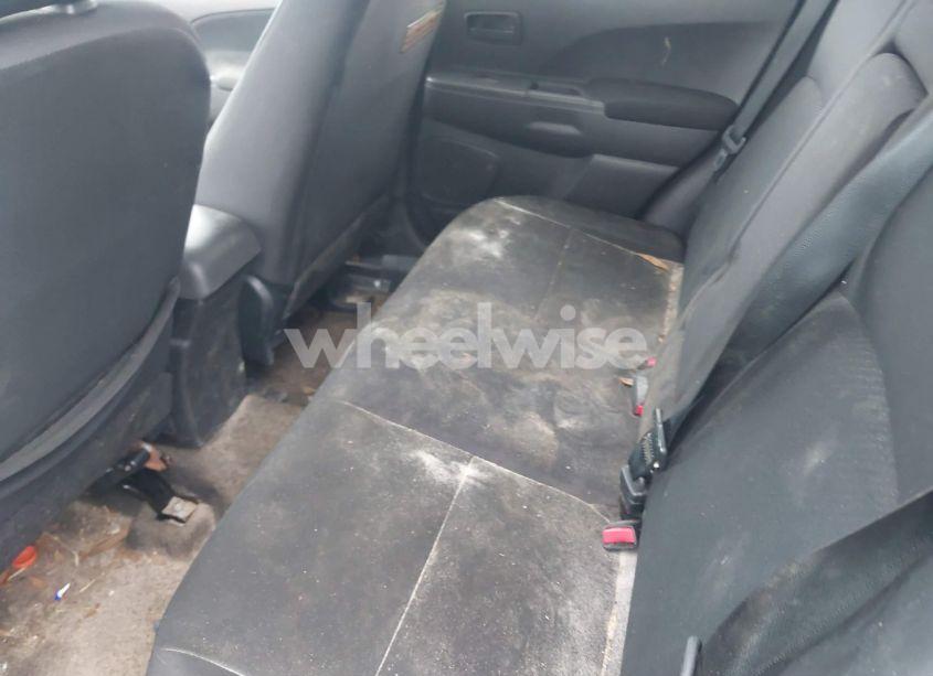 Photo 13 of 2014 Mitsubishi Outlander SPORT ES (VIN 4A4AP3AU9EE026909)