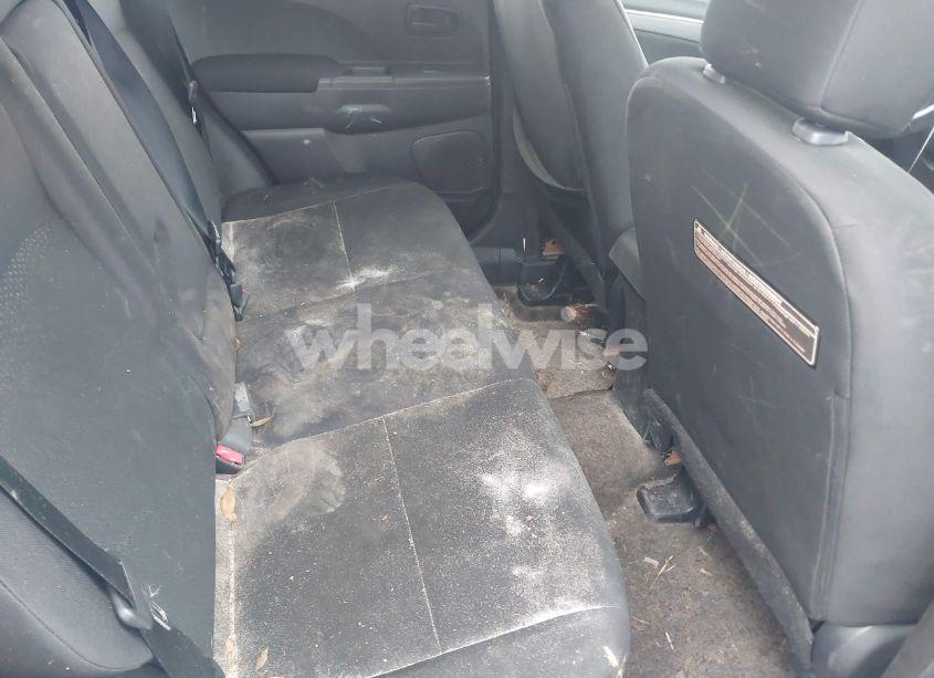 Photo 8 of 2014 Mitsubishi Outlander SPORT ES (VIN 4A4AP3AU9EE026909)