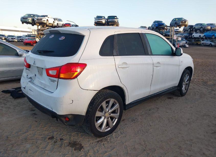 Photo 4 of 2015 Mitsubishi Outlander SPORT ES (VIN 4A4AP3AU9FE013885)