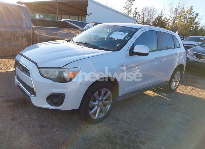 Photo 2 of 2013 Mitsubishi Outlander SPORT ES (VIN 4A4AP3AUXDE022477)
