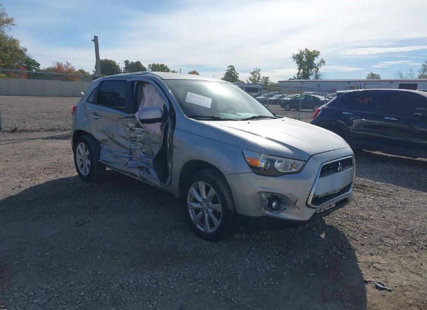 2015 Mitsubishi Outlander SPORT ES (VIN 4A4AP3AUXFE003270) main photo