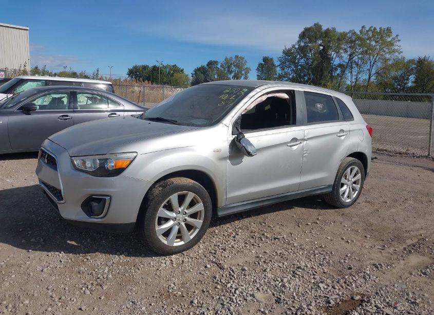 Photo 2 of 2015 Mitsubishi Outlander SPORT ES (VIN 4A4AP3AUXFE003270)