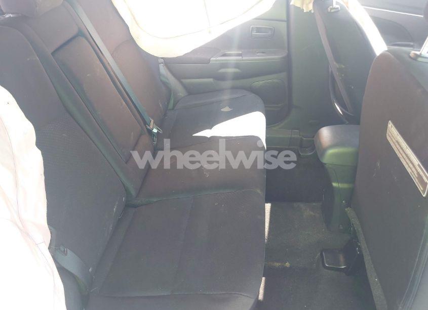 Photo 8 of 2015 Mitsubishi Outlander SPORT ES (VIN 4A4AP3AUXFE053036)