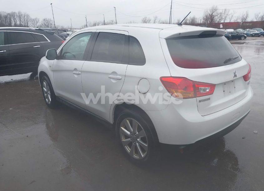 Photo 3 of 2015 Mitsubishi Outlander SPORT ES (VIN 4A4AP3AUXFE060830)
