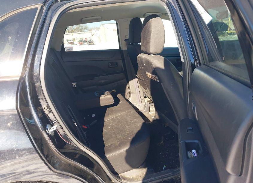 Photo 8 of 2015 Mitsubishi Outlander SPORT ES (VIN 4A4AP3AW0FE037543)