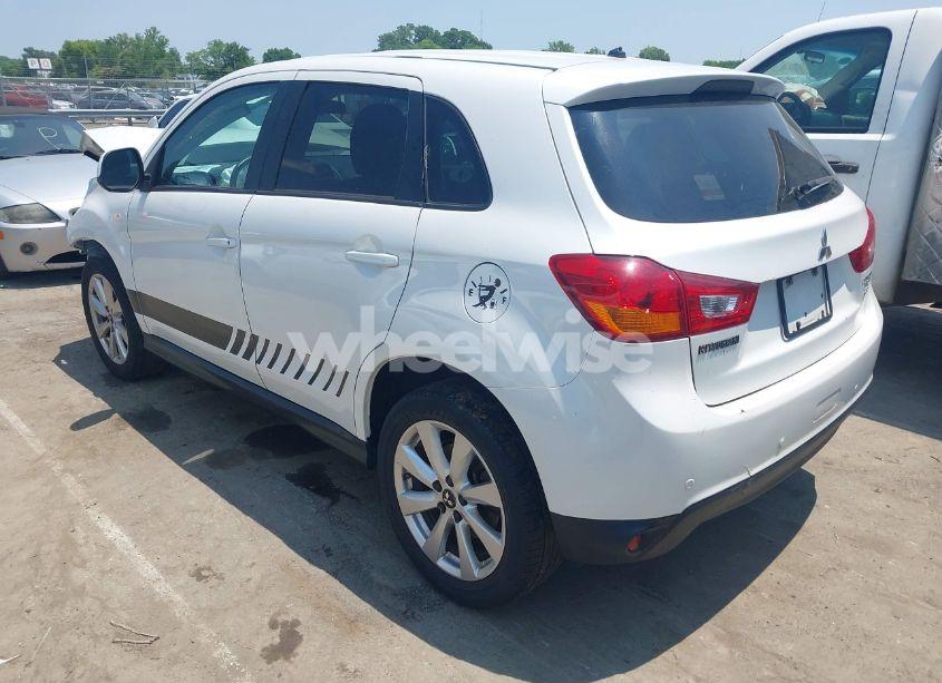 Photo 3 of 2015 Mitsubishi Outlander SPORT ES (VIN 4A4AP3AW0FE049546)