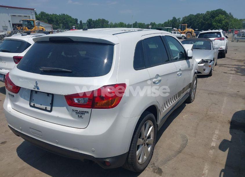 Photo 4 of 2015 Mitsubishi Outlander SPORT ES (VIN 4A4AP3AW0FE049546)