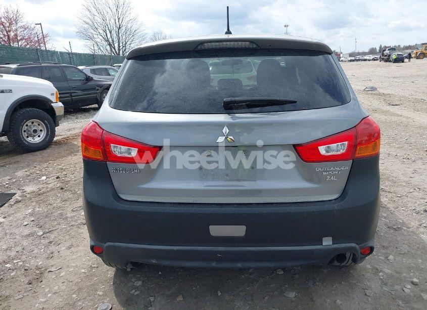 Photo 16 of 2015 Mitsubishi Outlander SPORT ES (VIN 4A4AP3AW1FE025658)
