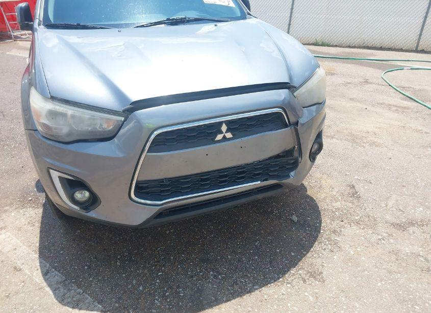 Photo 6 of 2015 Mitsubishi Outlander SPORT SE (VIN 4A4AP4AU1FE037930)