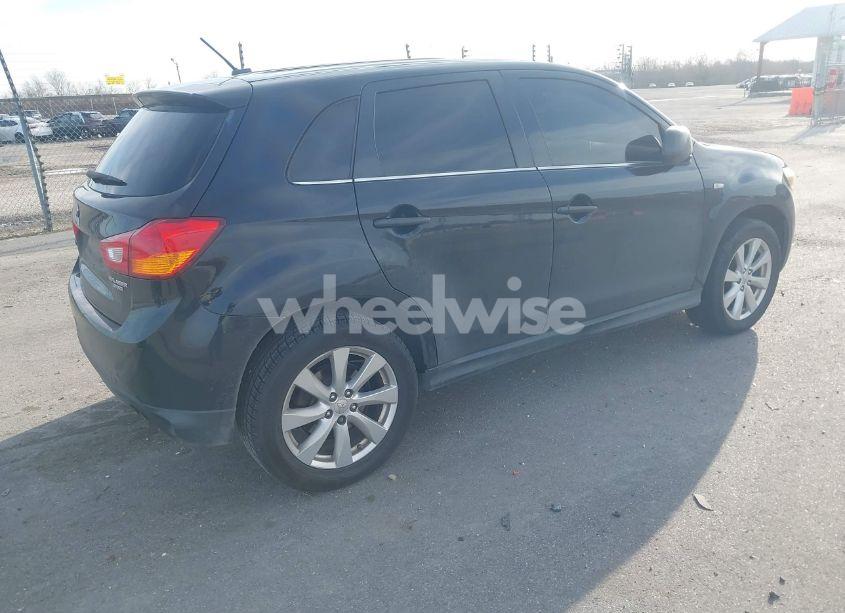 Photo 4 of 2013 Mitsubishi Outlander SPORT SE (VIN 4A4AP4AU2DE008692)