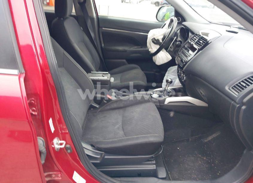 Photo 5 of 2013 Mitsubishi Outlander SPORT SE (VIN 4A4AP4AU2DE016520)