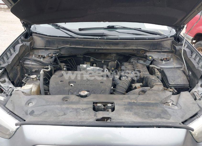 Photo 10 of 2014 Mitsubishi Outlander SPORT SE (VIN 4A4AP4AU2EE016213)