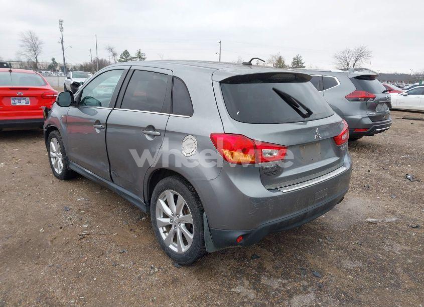 Photo 3 of 2013 Mitsubishi Outlander SPORT SE (VIN 4A4AP4AU4DE005020)