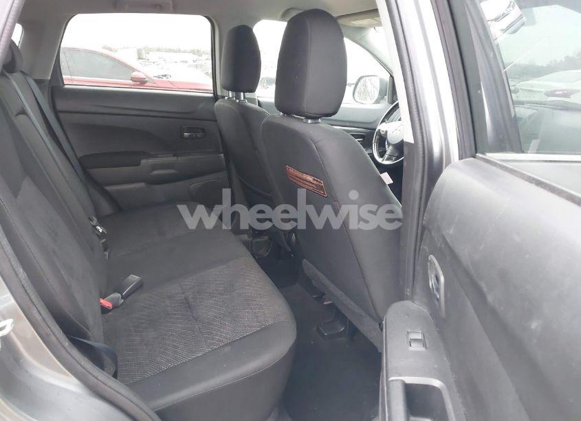 Photo 8 of 2013 Mitsubishi Outlander SPORT SE (VIN 4A4AP4AU4DE005020)