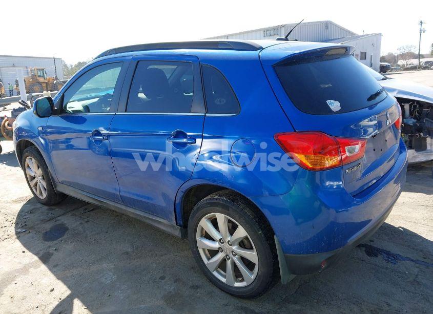 Photo 3 of 2015 Mitsubishi Outlander SPORT SE (VIN 4A4AP4AU4FE036027)