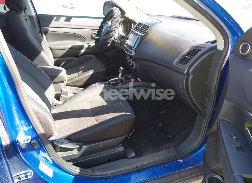 Photo 5 of 2015 Mitsubishi Outlander SPORT SE (VIN 4A4AP4AU4FE036027)