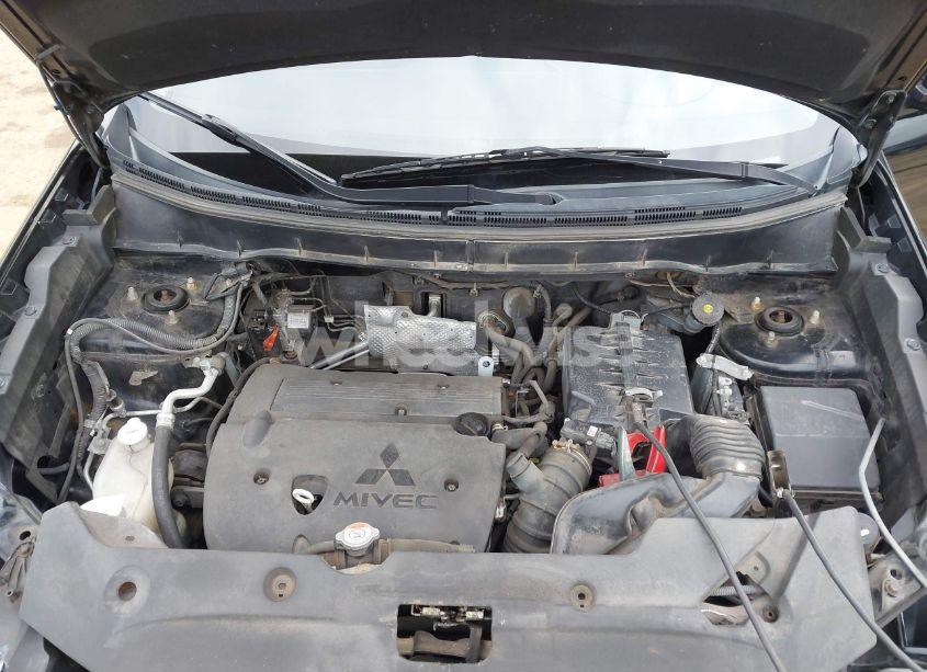 Photo 10 of 2013 Mitsubishi Outlander SPORT SE (VIN 4A4AP4AU7DE014729)