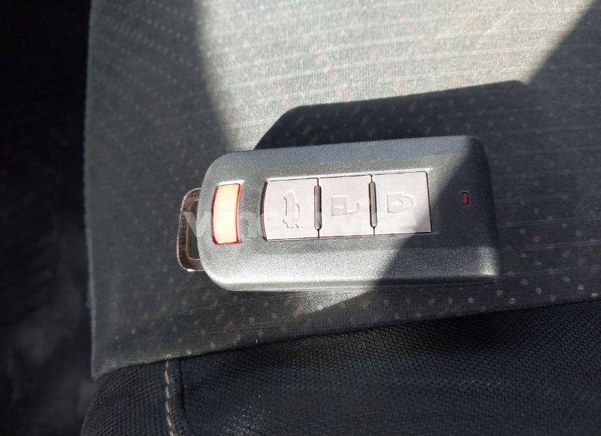 Photo 11 of 2015 Mitsubishi Outlander SPORT SE (VIN 4A4AP4AU7FE060726)