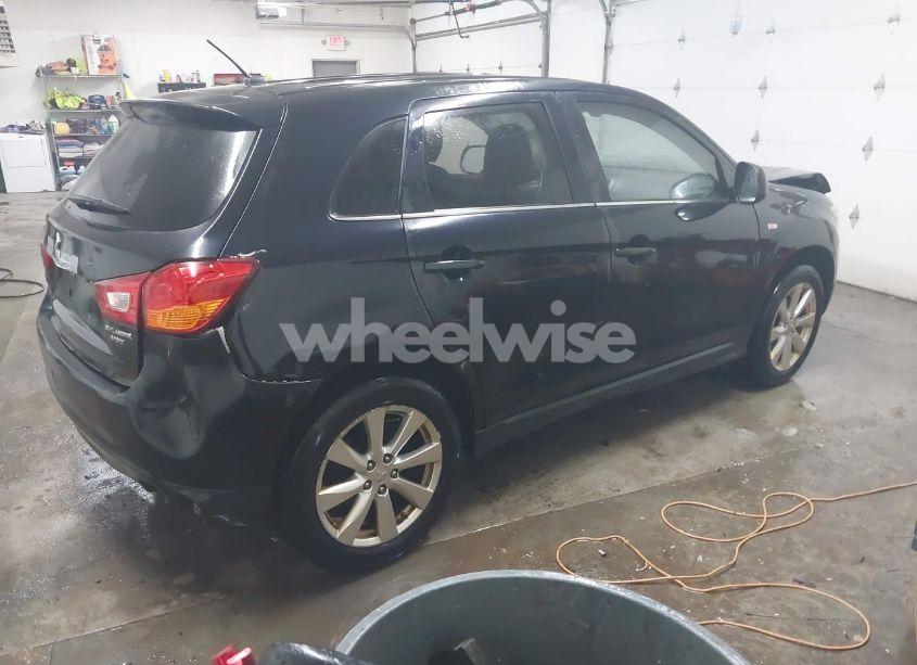 Photo 4 of 2013 Mitsubishi Outlander SPORT SE (VIN 4A4AP4AU8DE020605)