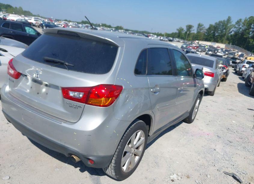Photo 4 of 2015 Mitsubishi Outlander SPORT SE (VIN 4A4AP4AU8FE005900)