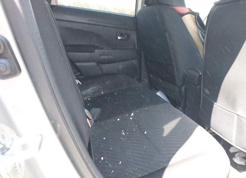 Photo 8 of 2015 Mitsubishi Outlander SPORT SE (VIN 4A4AP4AU8FE005900)