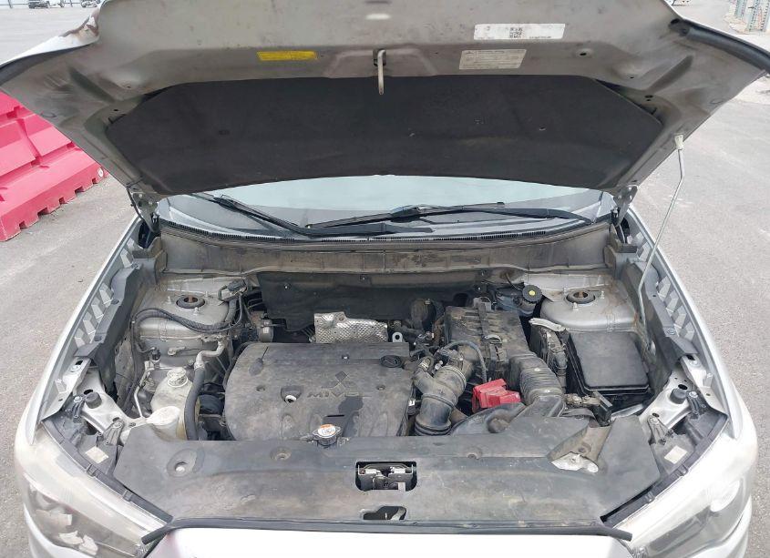 Photo 10 of 2015 Mitsubishi Outlander SPORT SE (VIN 4A4AP4AU8FE053848)