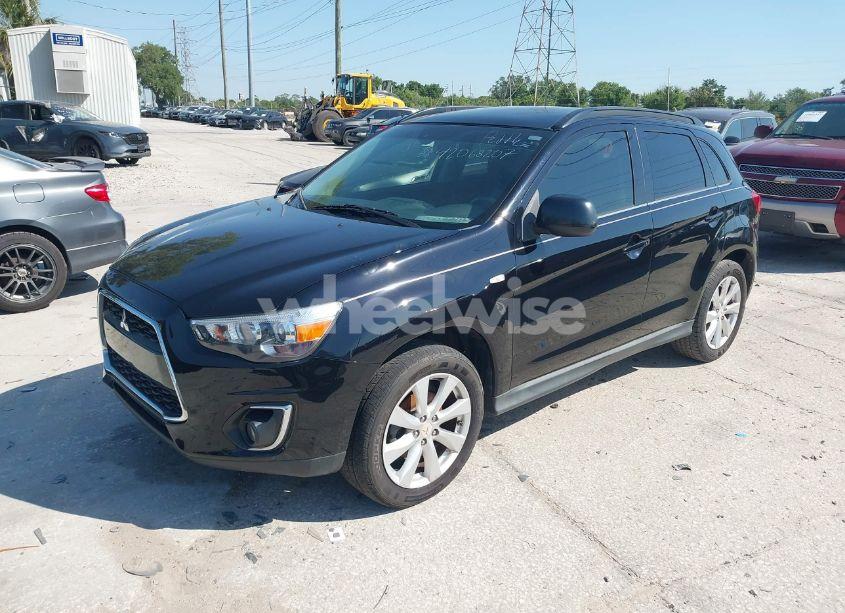 Photo 2 of 2013 Mitsubishi Outlander SPORT SE (VIN 4A4AP4AU9DE013243)
